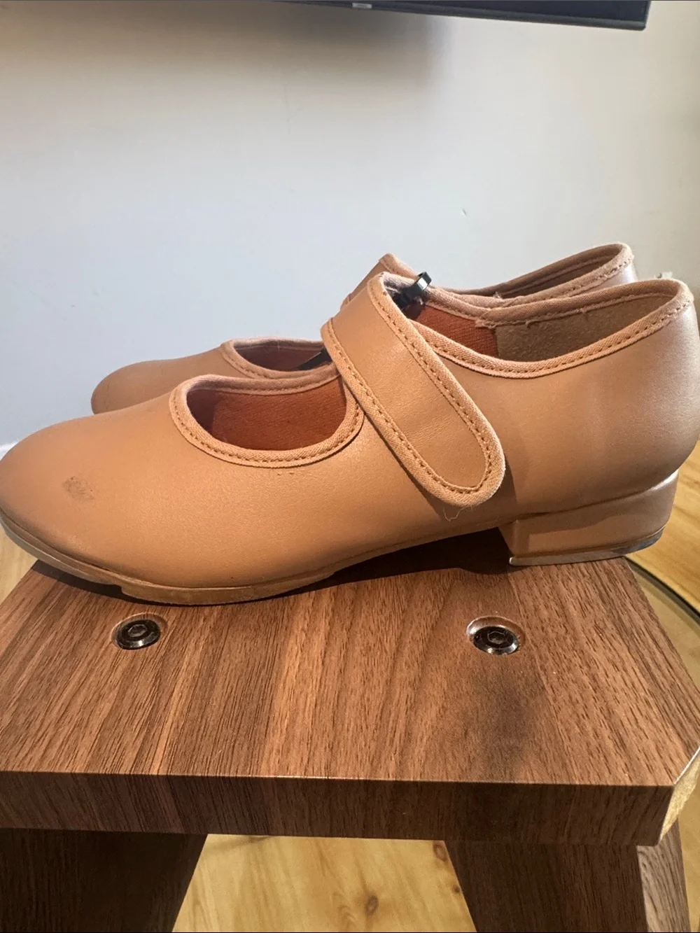 Girls' Classic Mary Jane Tap Shoes in Beige